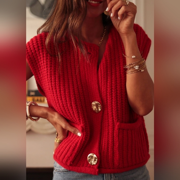 Shiloh Luxe Knit Vest - Deep Red - Picture 3 of 5